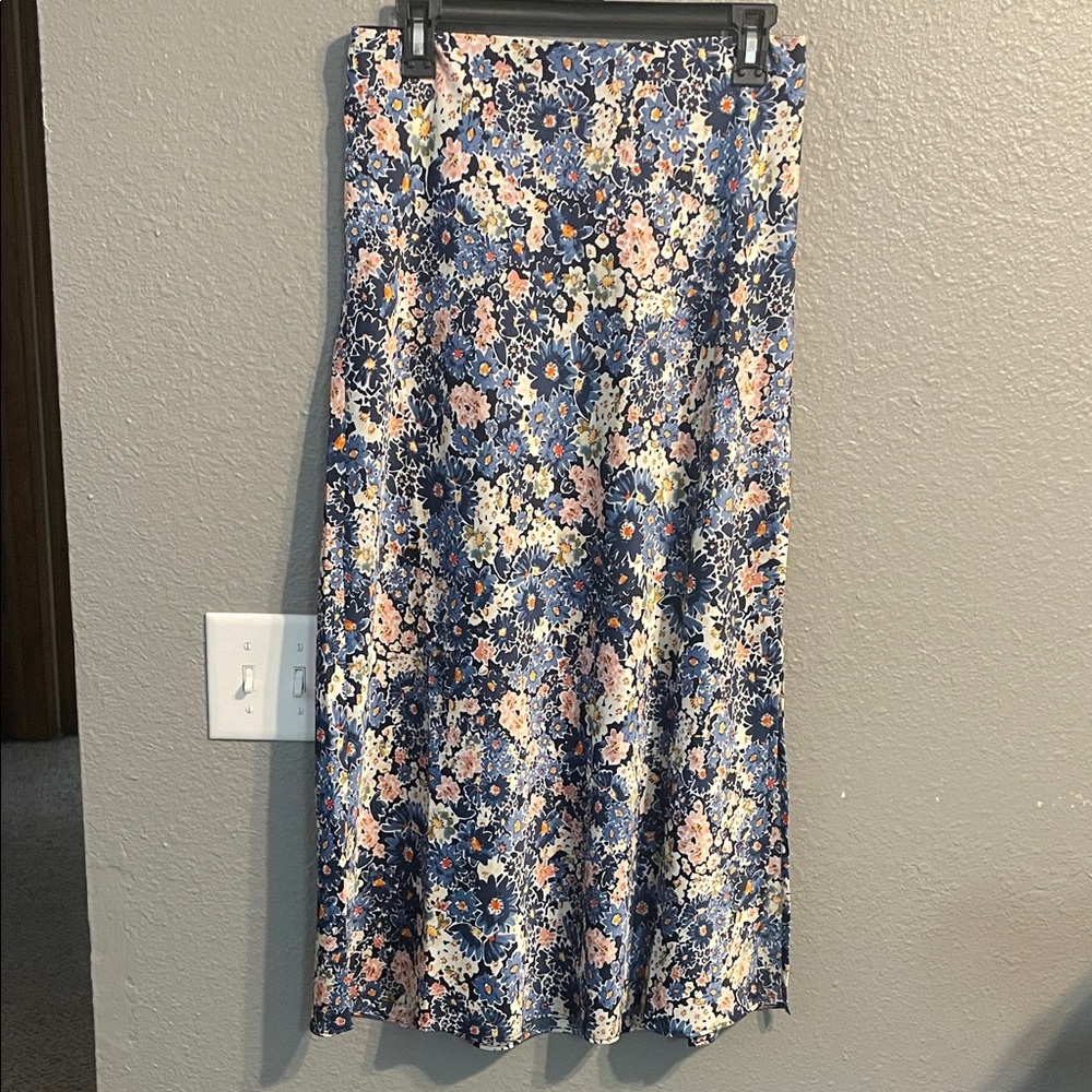 Loft. Floral Blue Women's Skirt